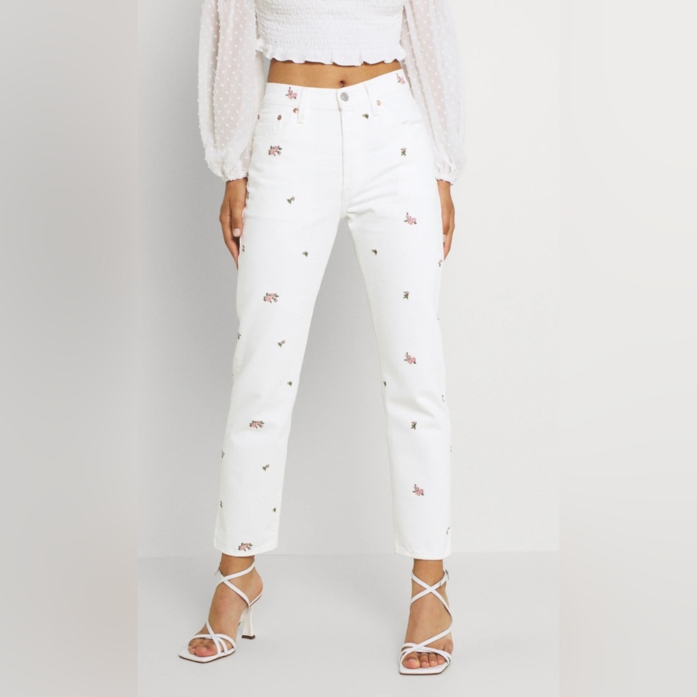 Levis 501 cropped jeans with floral embroidery